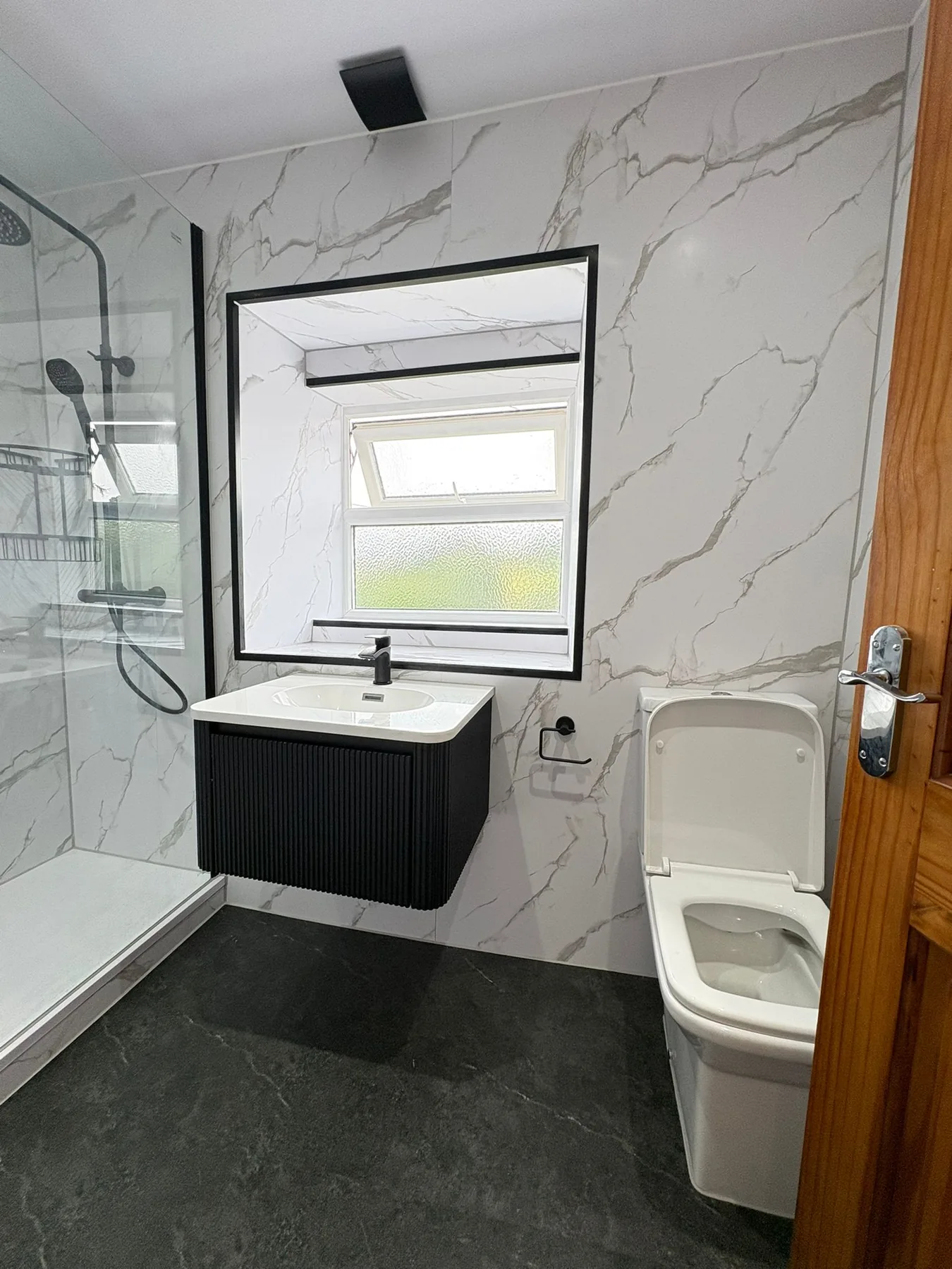 Modern shower room installation